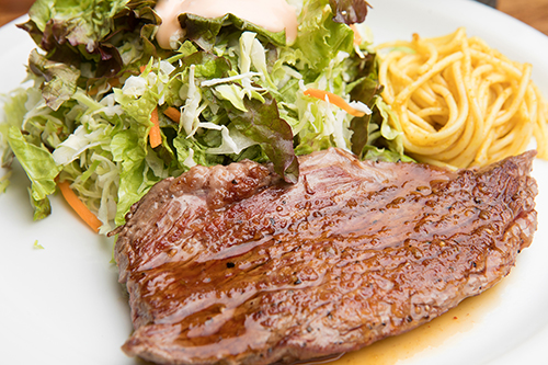 ステーキハウスキューブ